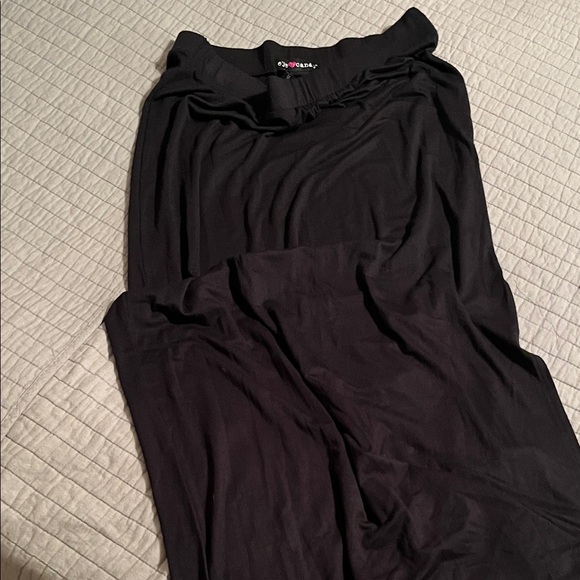 Women’s Maxi Skirt - Picture 1 of 4